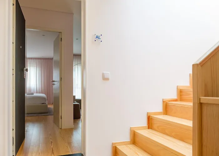 Modern Camoes Flat, In The Heart Of Appartamento Oporto