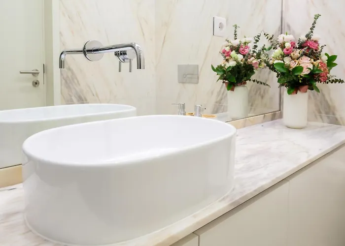 Modern Camoes Flat, In The Heart Of Appartamento