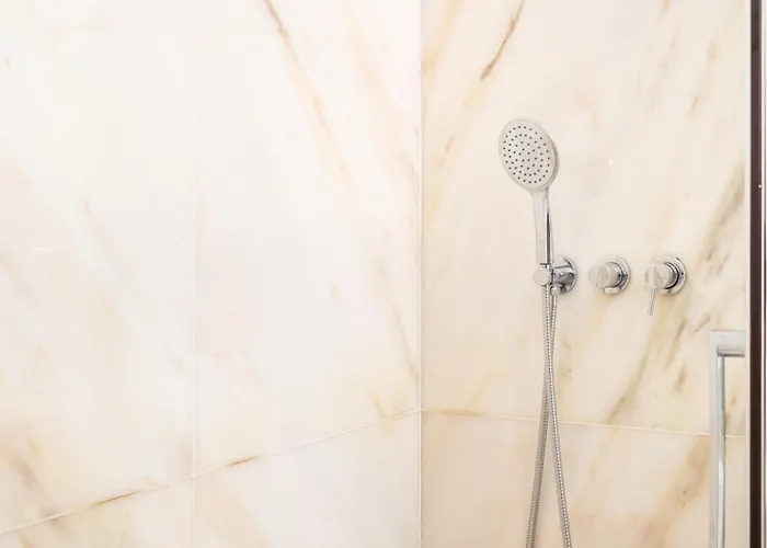 Modern Camoes Flat, In The Heart Of * Oporto