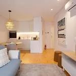 Modern Camoes Flat, In The Heart Of Oporto