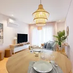 Modern Camoes Flat, In The Heart Of * Oporto