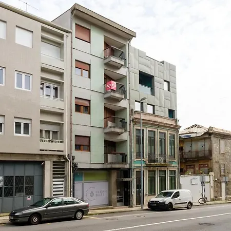 Appartement Modern Camoes Flat, In The Heart Of