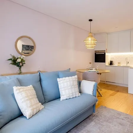 Modern Camoes Flat, In The Heart Of