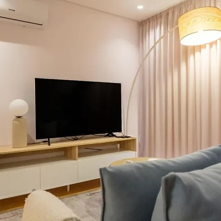 Modern Camoes Flat, In The Heart Of