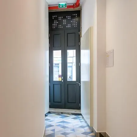 Modern Camoes Flat, In The Heart Of *