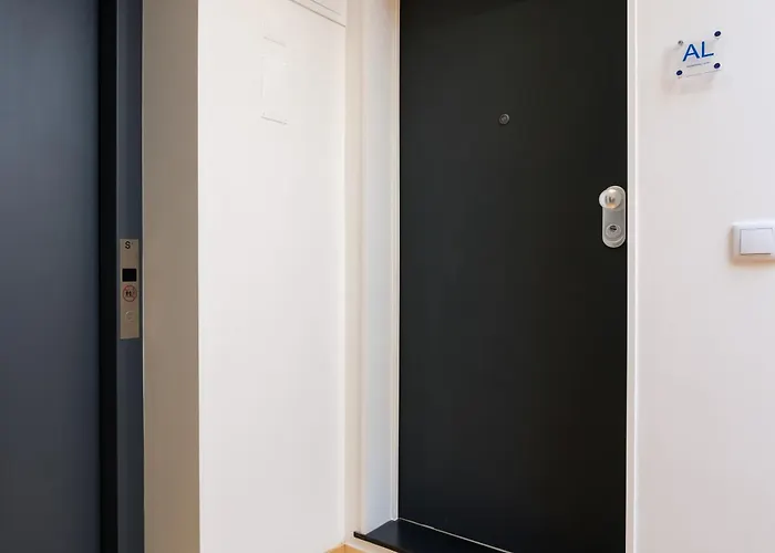 Modern Camoes Flat, In The Heart Of Appartement