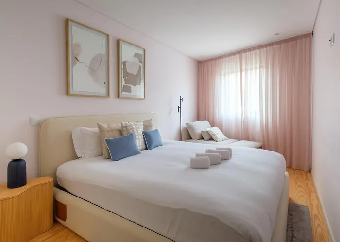 Apartment Modern Camoes Flat, In The Heart Of Porto