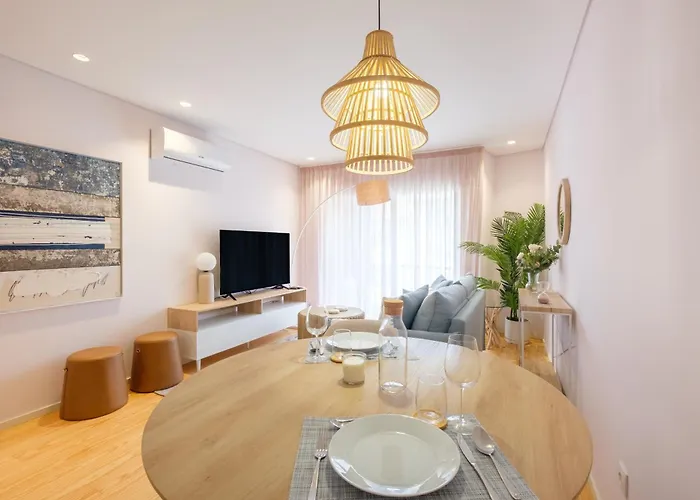 Modern Camoes Flat, In The Heart Of * Porto