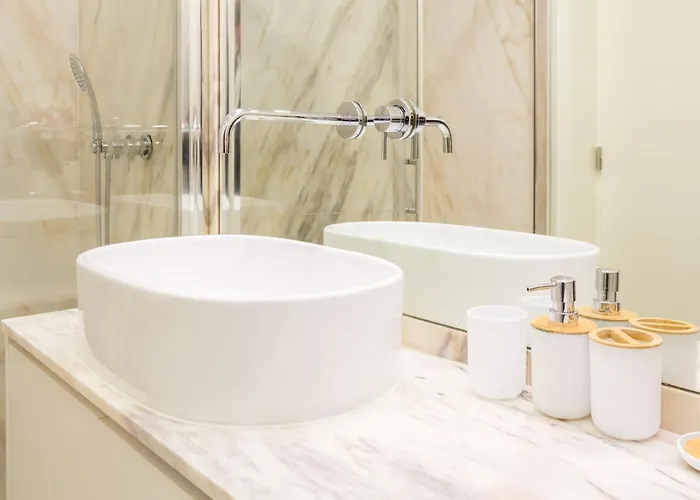 Modern Camoes Flat, In The Heart Of Порту